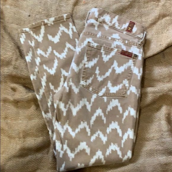 7 For All Mankind Pants - 7 For All Mankind Jeans. Cropped. Skinny chevron vintage